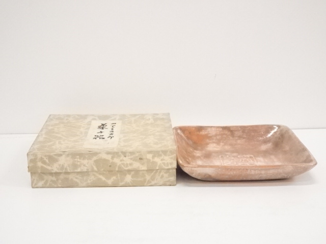 JAPANESE CERAMICS / RED-RAKU SQUARE SWEETS BOWL